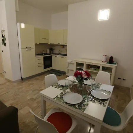 Le Foglie Apartment